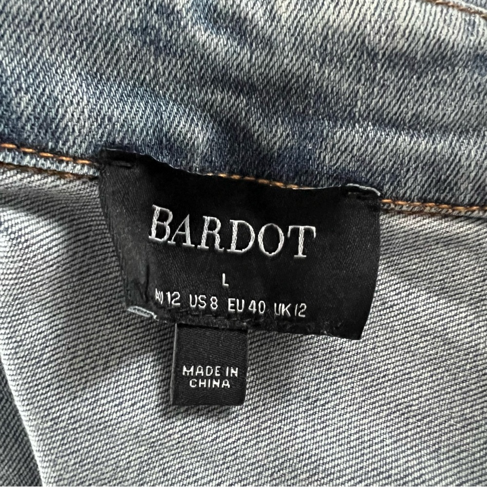 Bardot Stretch Denim button down shirt Ladies size 8 large Blue medium wash - Picture 9 of 9